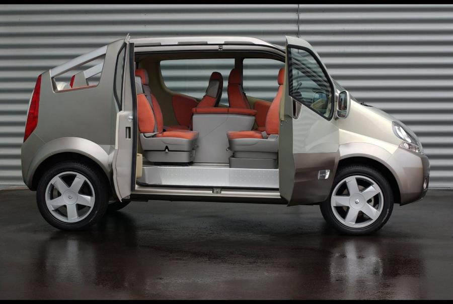  Renault Trafic Deck Up Concept 2004 года  (фото 52 из 56)